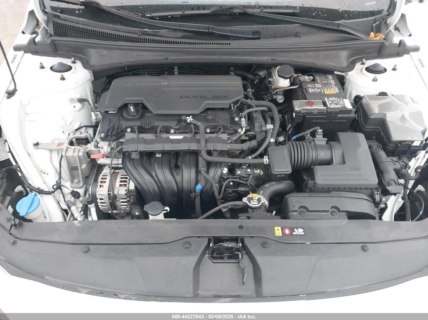 Hyundai Elantra 2.0L I-4 DOHC, VVT, 147HP Front Wheel Drive | Mobile.bg � ����������� 10