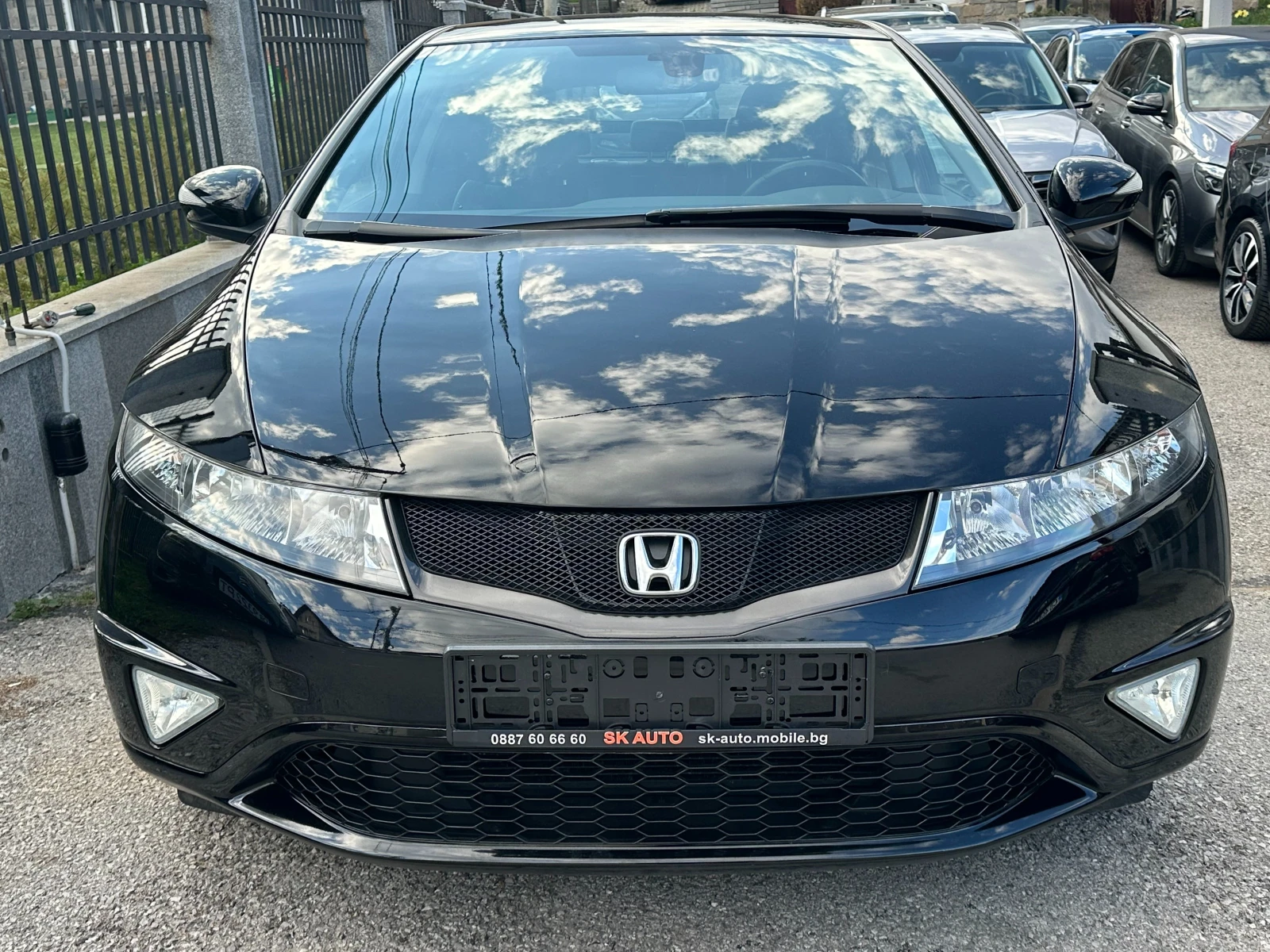 Honda Civic 1.8i-FACELIFT-138000км!!!PDC-НАВИ-КОЖА-ЕURO5-2010g, снимка 2 - Автомобили и джипове - 54140143