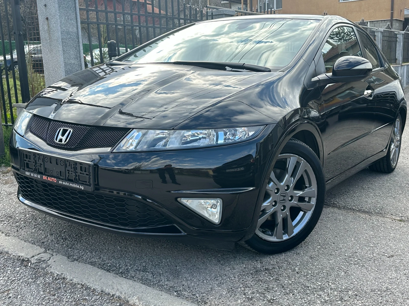 Honda Civic 1.8i-FACELIFT-138000км!!!PDC-НАВИ-КОЖА-ЕURO5-2010g