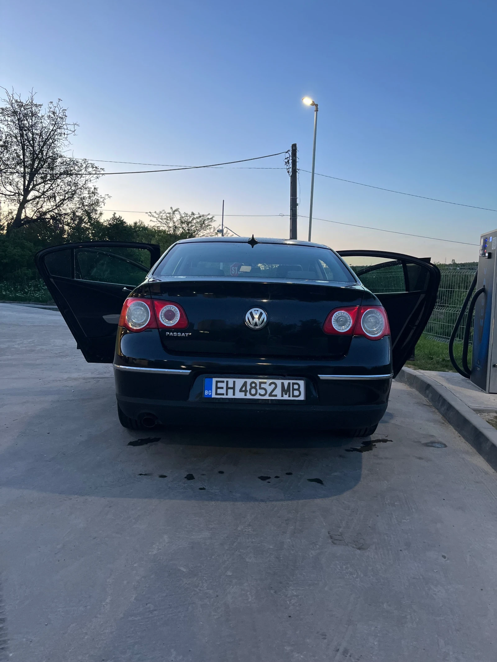 VW Passat B6 1.6  FSI 115 к.с, снимка 5 - Автомобили и джипове - 54180998
