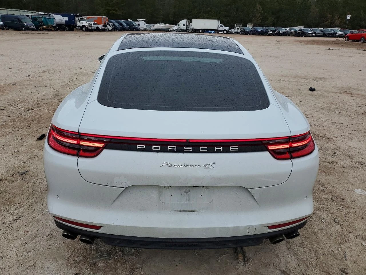 Porsche Panamera 4S* AWD* ПАНО* КАМЕРИ* 360* KEYLESS* , снимка 6 - Автомобили и джипове - 54221853