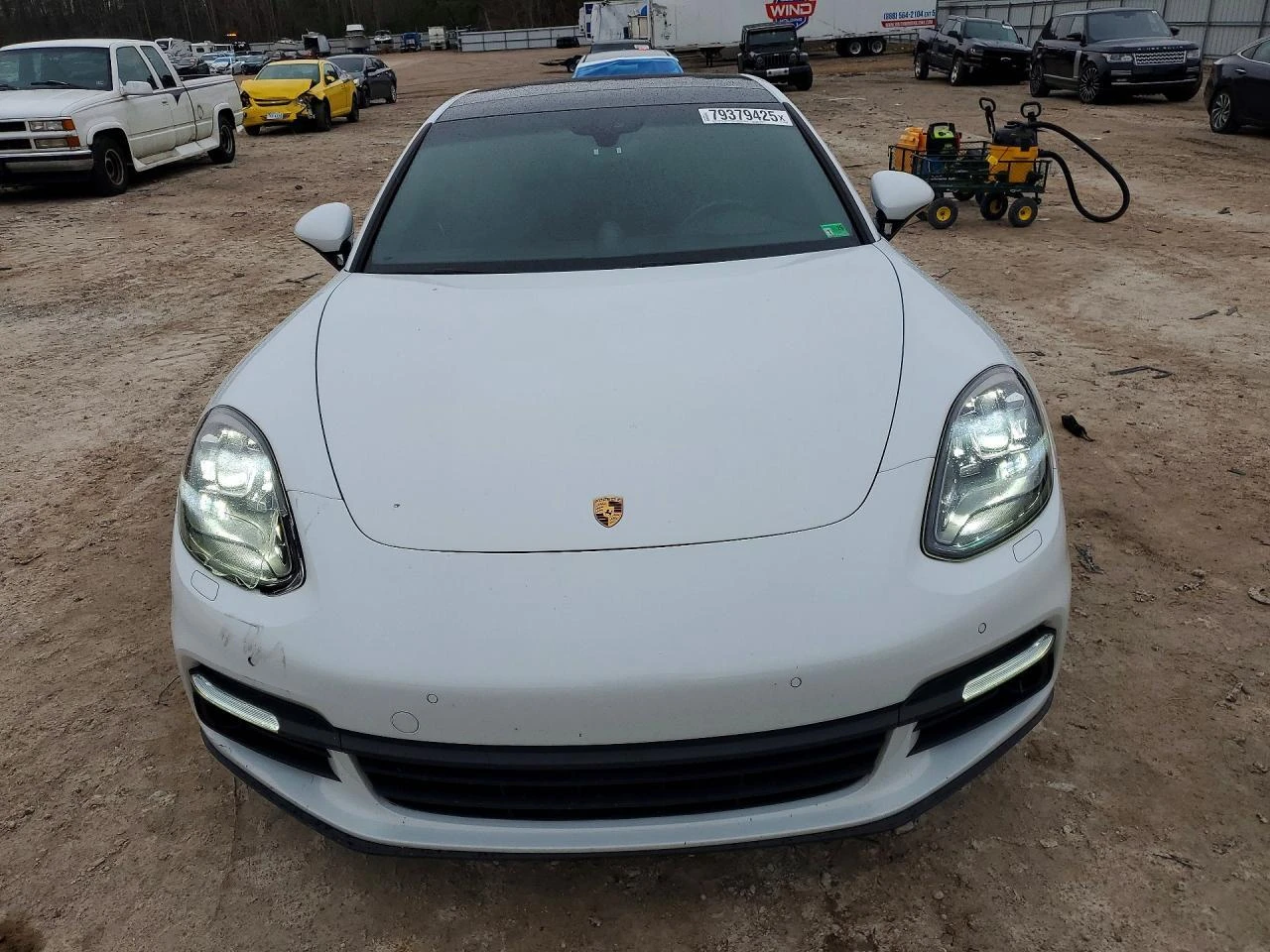 Porsche Panamera 4S* AWD* ПАНО* КАМЕРИ* 360* KEYLESS* , снимка 3 - Автомобили и джипове - 54221853