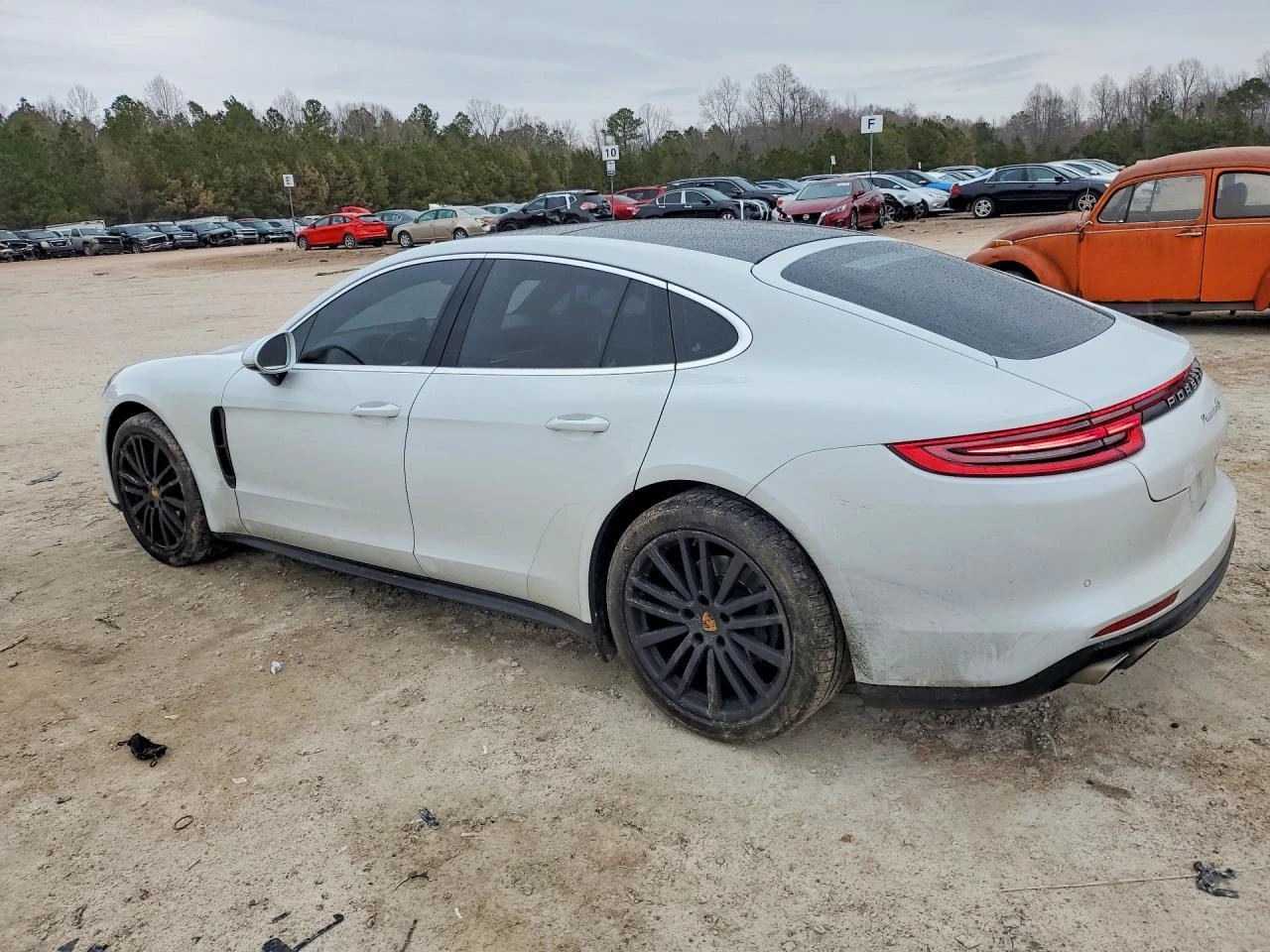Porsche Panamera 4S* AWD* ПАНО* КАМЕРИ* 360* KEYLESS* , снимка 5 - Автомобили и джипове - 54221853