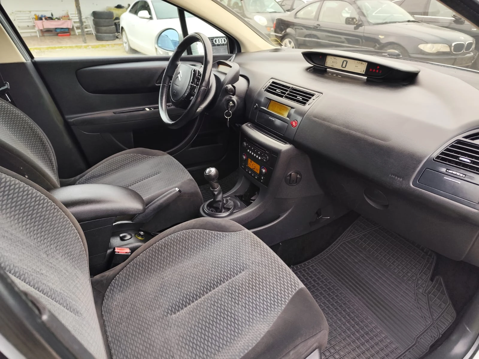 Citroen C4 1.6 ����� 109 ���� | Mobile.bg � ����������� 12