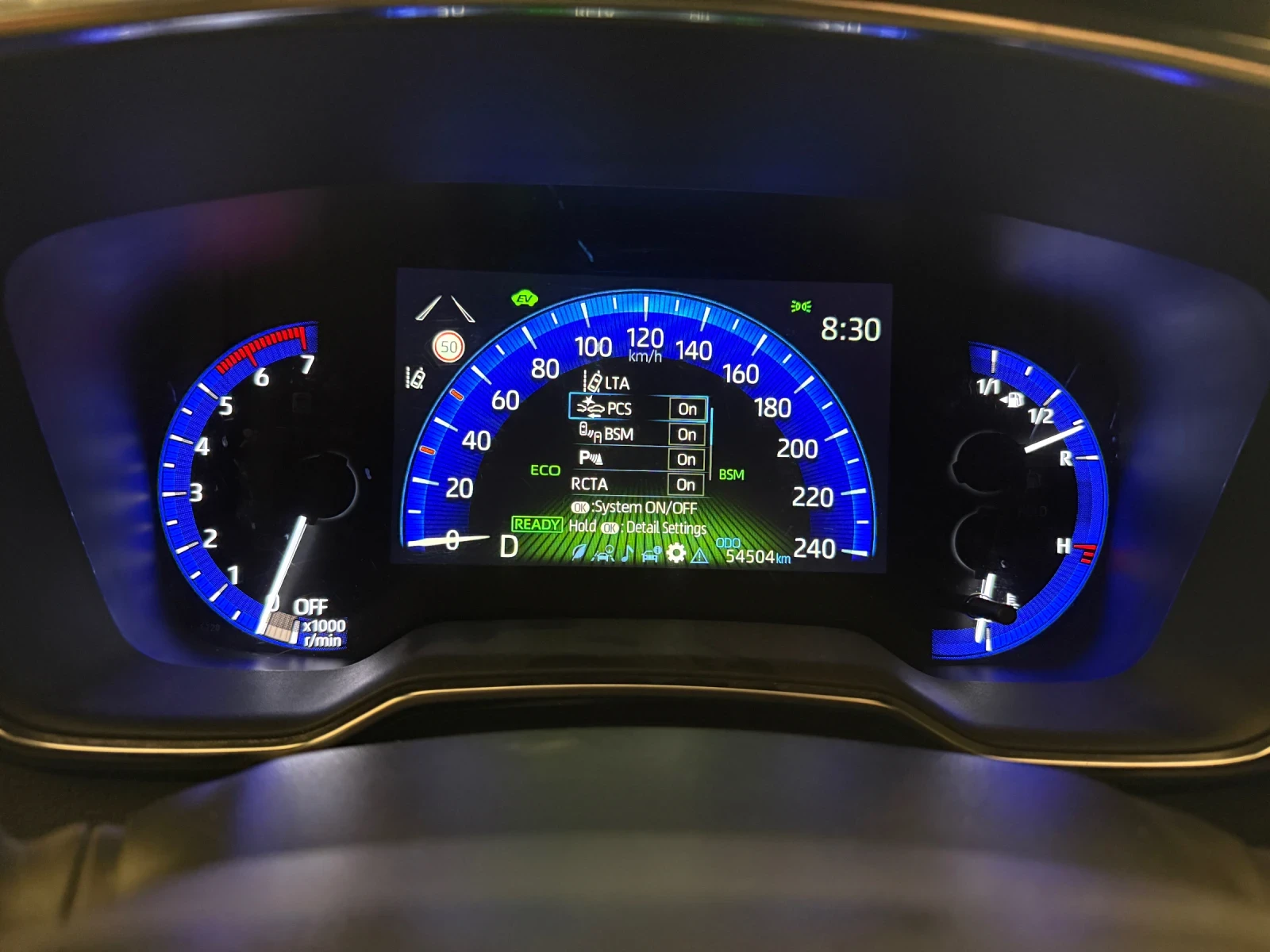 Toyota Corolla 1.8 Hybrid/ Реални КМ/ В Гаранция, снимка 14 - Автомобили и джипове - 54591231