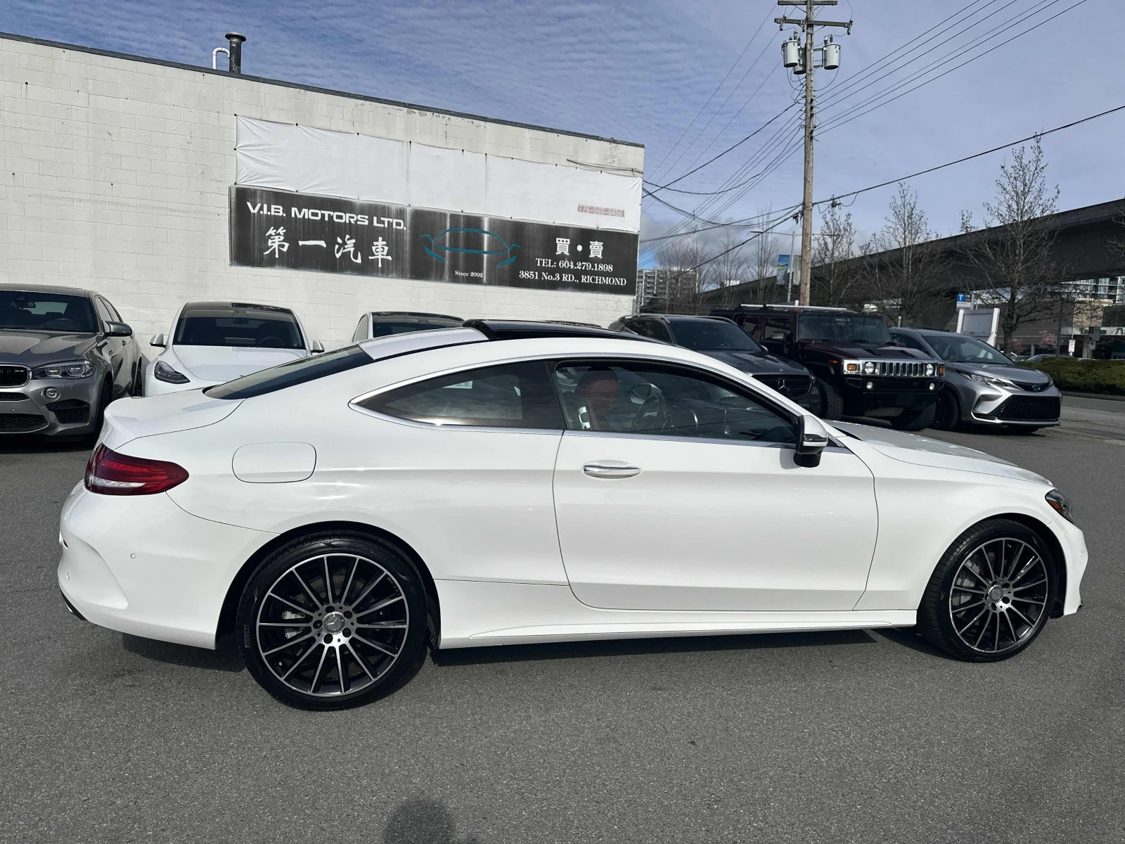 Mercedes-Benz C 300 AMG-pkg| Burmester| AirMatic| 360| Пано, снимка 3 - Автомобили и джипове - 54618918