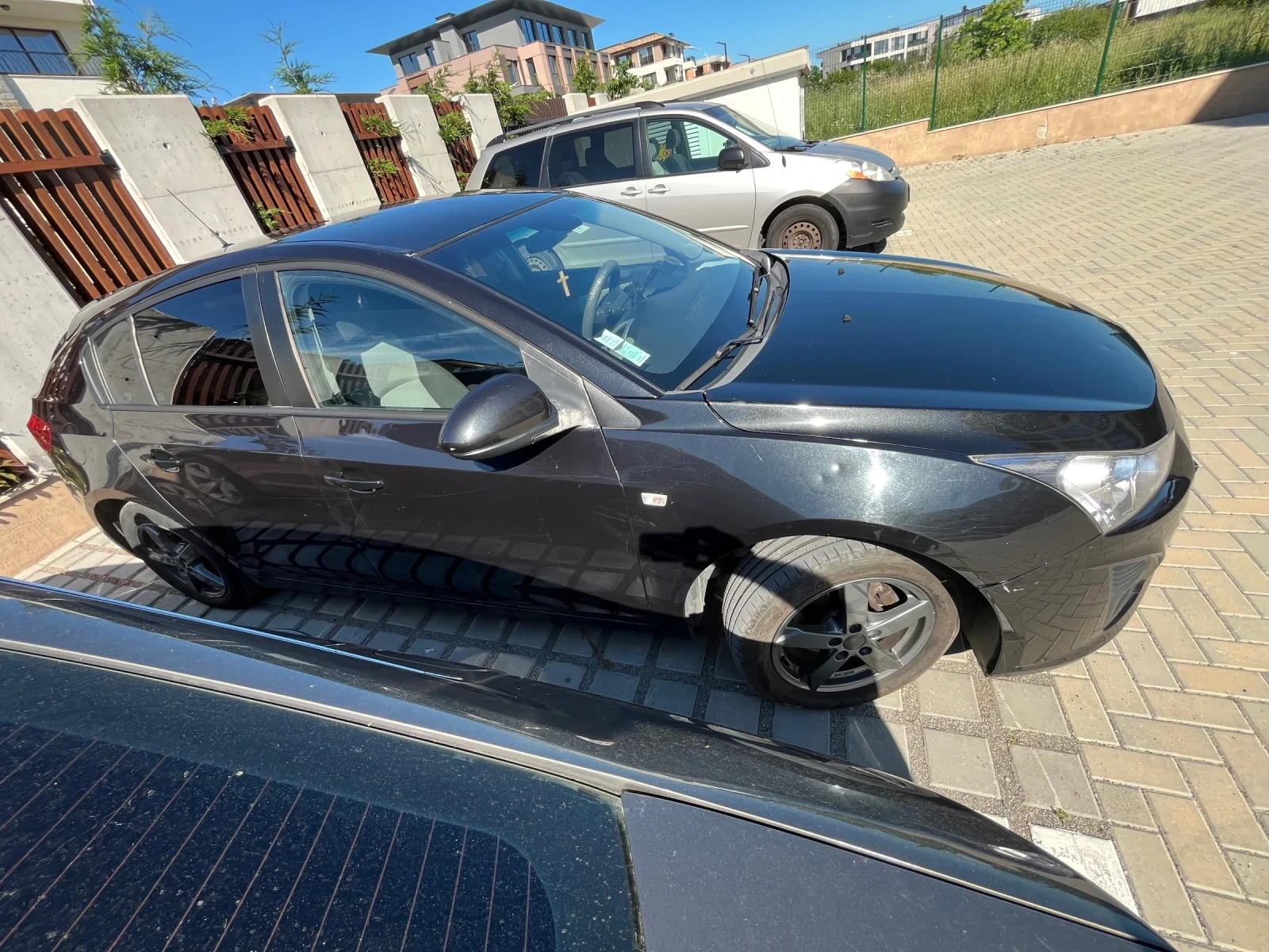 Chevrolet Cruze 1.6 Газ/Бензин, снимка 9 - Автомобили и джипове - 54692452