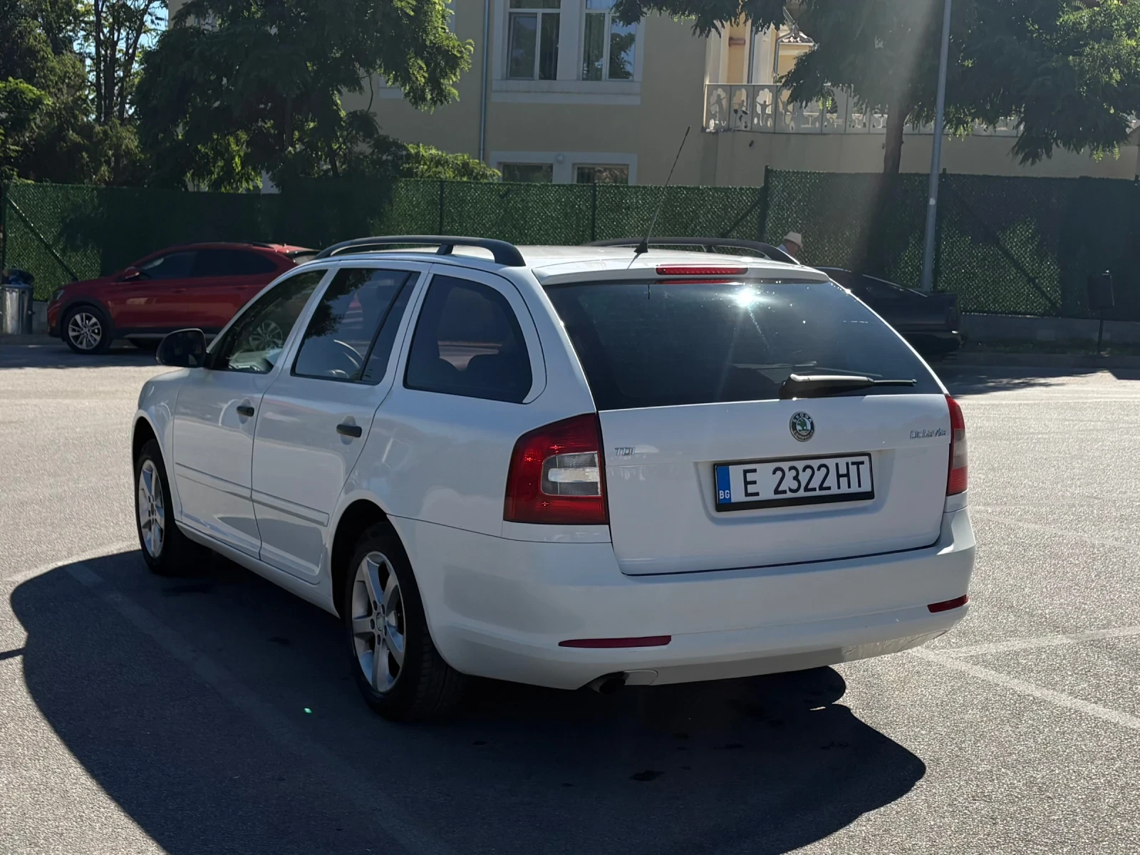 Skoda Octavia 1.6TDI NAVI BLUETOOTH , снимка 4 - Автомобили и джипове - 54718082