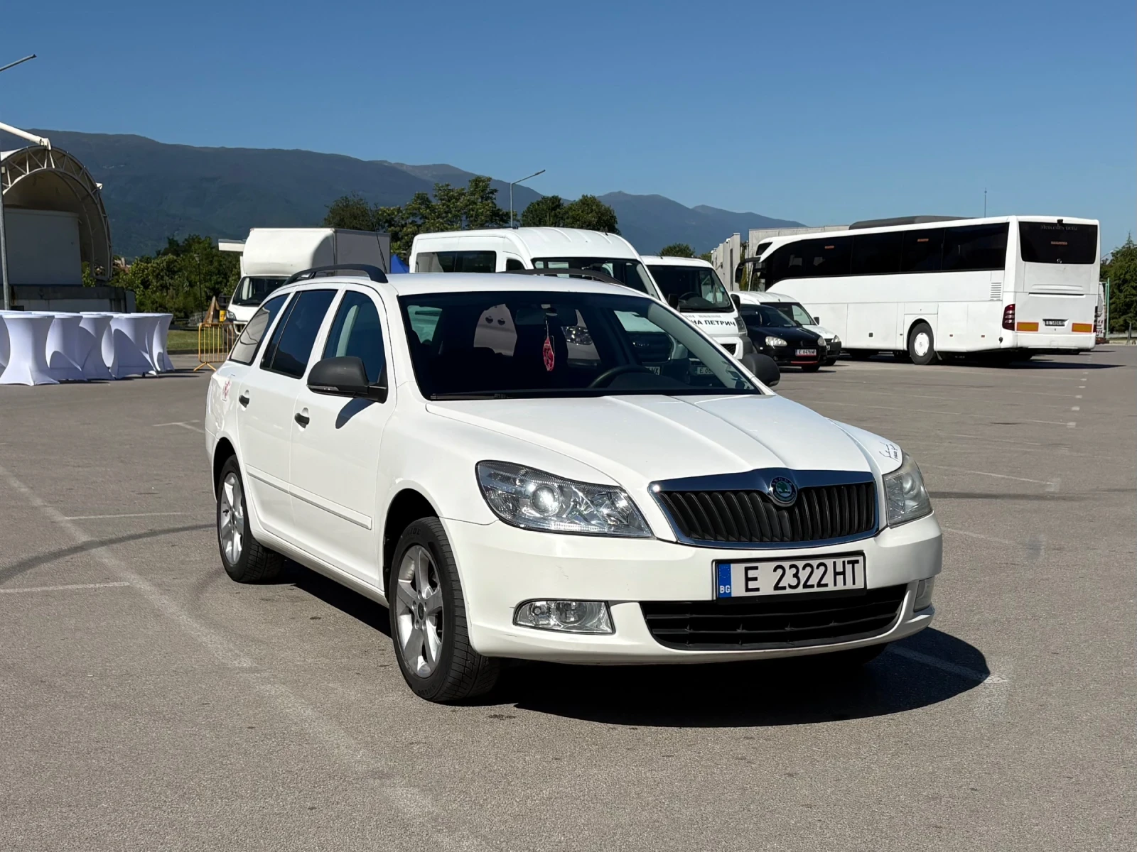 Skoda Octavia 1.6TDI NAVI BLUETOOTH , снимка 2 - Автомобили и джипове - 54718082