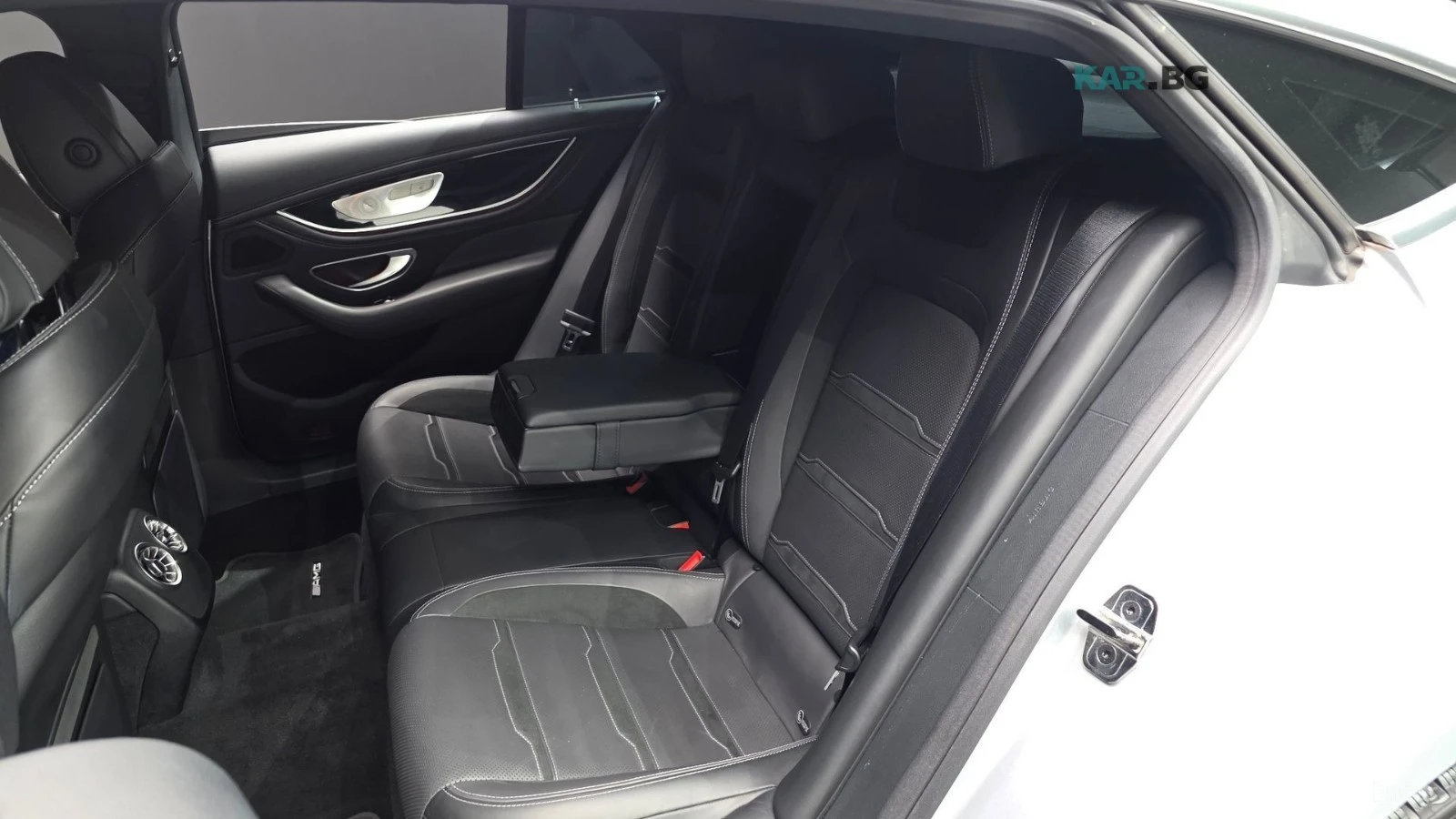 Mercedes-Benz AMG GT 43* 4MATIC* ПОДГРЕВ* ОБДУХВАНЕ* DISTRONIC* 360* , снимка 10 - Автомобили и джипове - 54863667