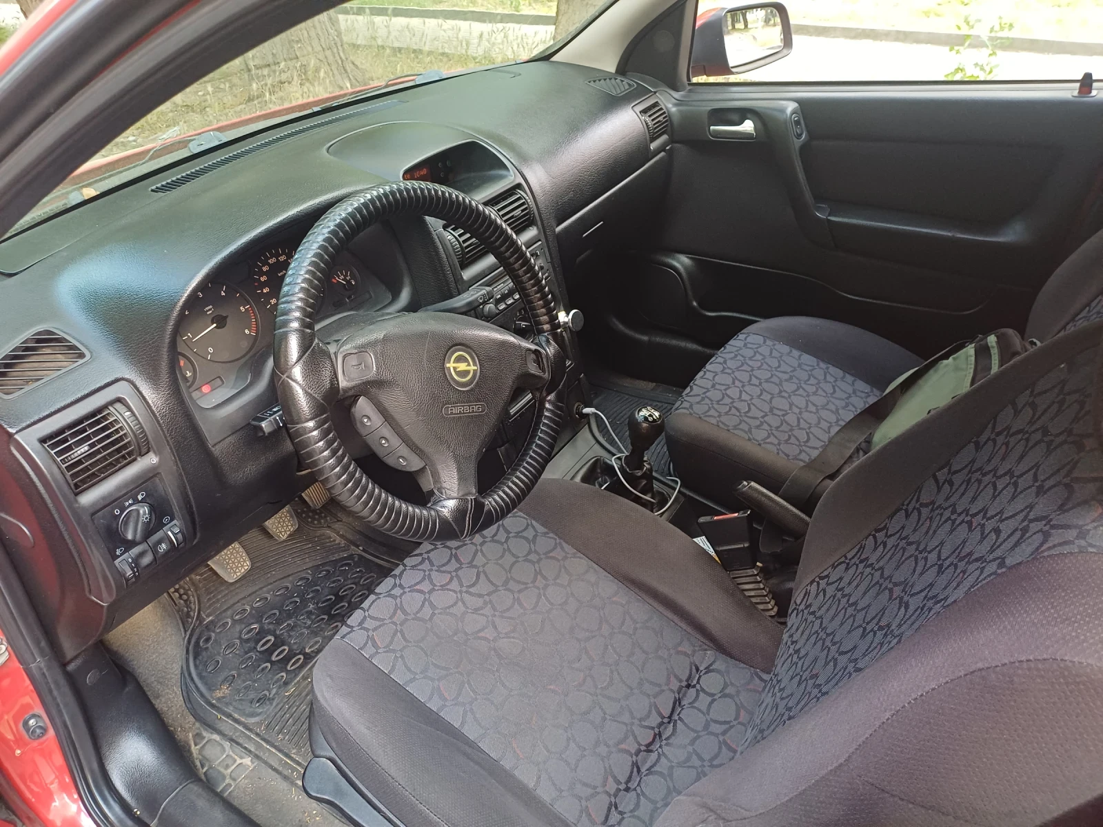 Opel Astra 2000, снимка 4 - Автомобили и джипове - 55001649
