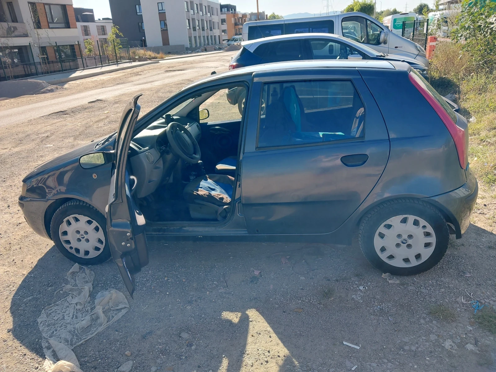 Fiat Punto 1.4, снимка 3 - Автомобили и джипове - 55497151