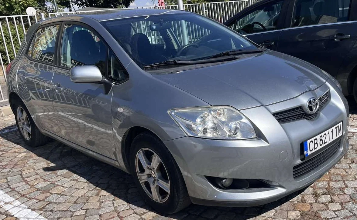 Toyota Auris, снимка 3 - Автомобили и джипове - 55952548