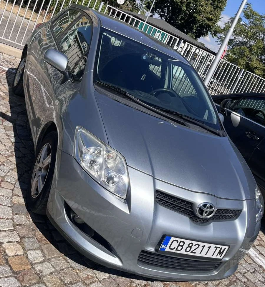 Toyota Auris, снимка 2 - Автомобили и джипове - 55952548