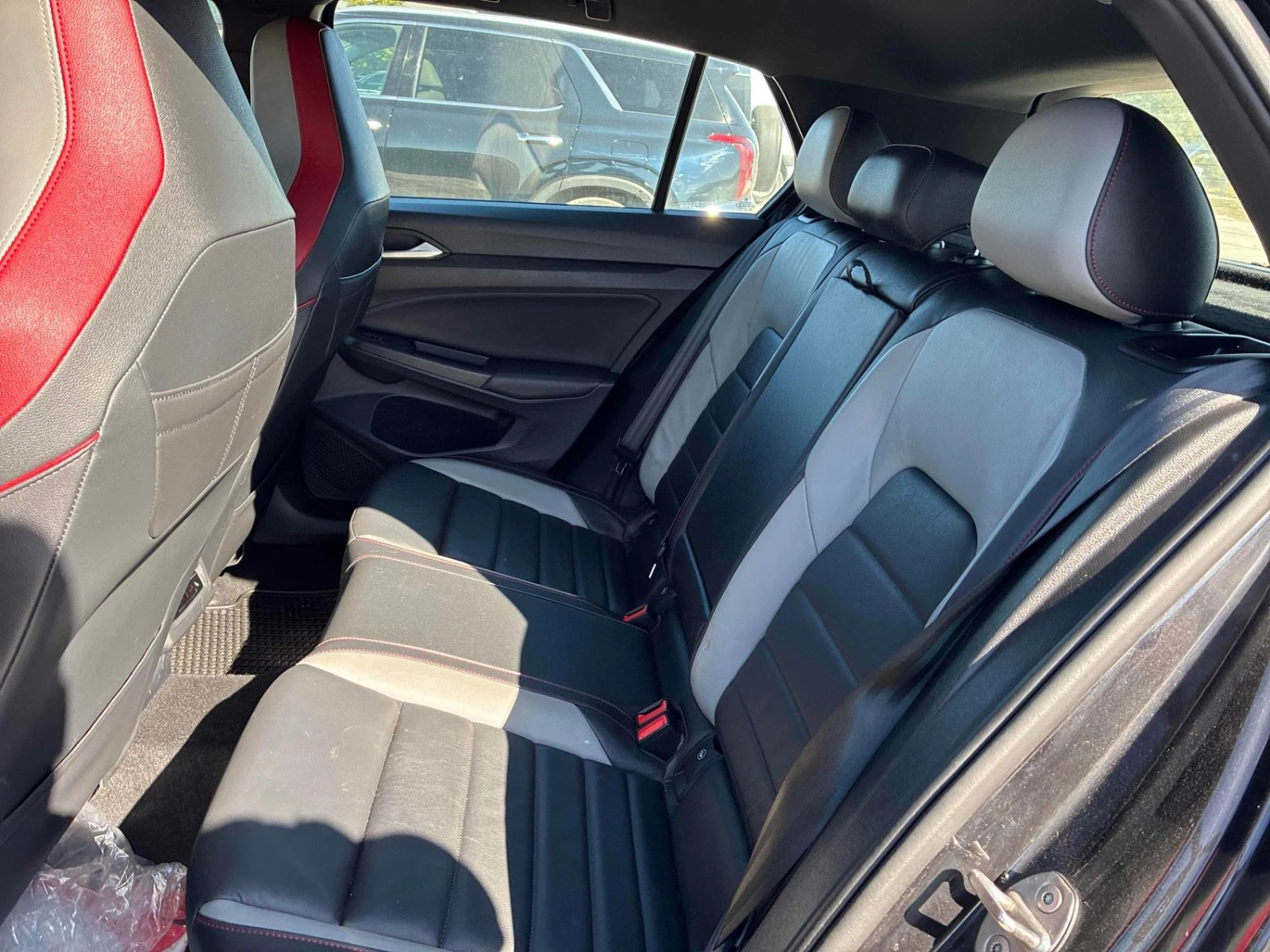 VW Golf | GTI | PERFORMANCE | Цена до България & АвтоКреди, снимка 8 - Автомобили и джипове - 56311845