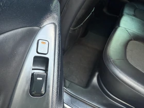 Hyundai IX35 2.0CRDI* 4x4* ОБСЛУЖЕН* , снимка 14