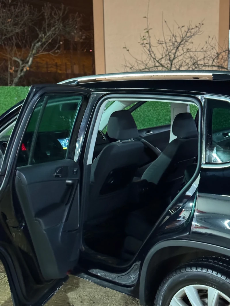 VW Tiguan 4Motion / 2.0 TDI / 140 к.с /  NAVI / PARKTRONIC /, снимка 9 - Автомобили и джипове - 52733726