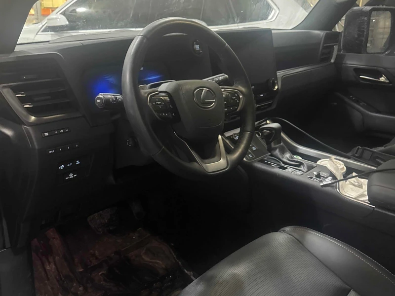 Lexus GX 550 CARFAX АВТО КРЕДИТ , снимка 6 - Автомобили и джипове - 53245087
