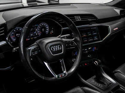 Audi Q3 B&O* DISTRONIC* 360 CAM* ПАНОРАМА* МЪРТВА ТОЧКА - изображение 8