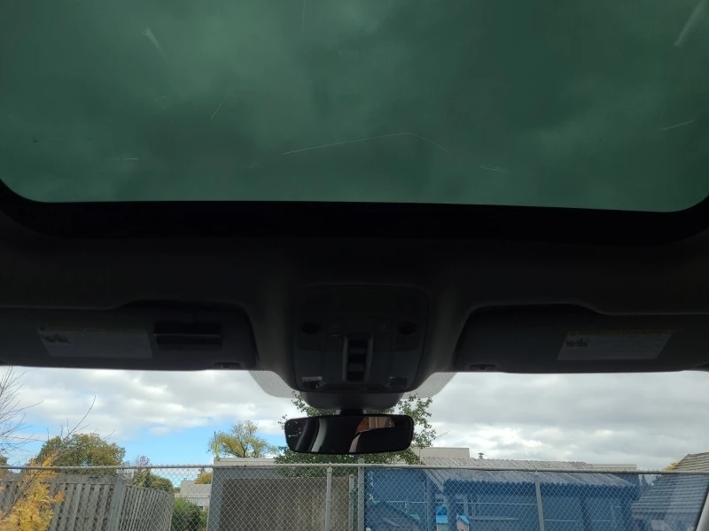 Audi Q3 * KOMFORT * CARFAX * БЕЗ ПЪРВОНАЧАЛНА ВНОСКА, снимка 12 - Автомобили и джипове - 53248117