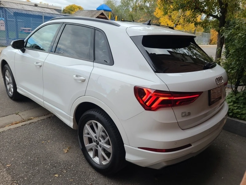 Audi Q3 * KOMFORT * CARFAX * БЕЗ ПЪРВОНАЧАЛНА ВНОСКА, снимка 15 - Автомобили и джипове - 53248117