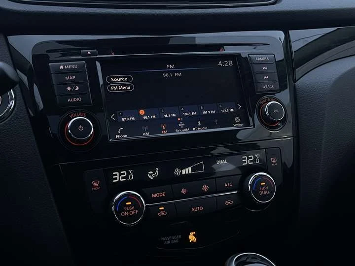 Nissan Qashqai SL AWD | Leather | PRO PILOT | Htd Steering | Mobile.bg � ����������� 15