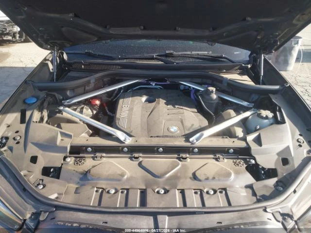 BMW X5 * 40i* M-PERFORMANCE* SOFT-CLOSE* PANORAMA* HARMAN, снимка 12 - Автомобили и джипове - 56331479