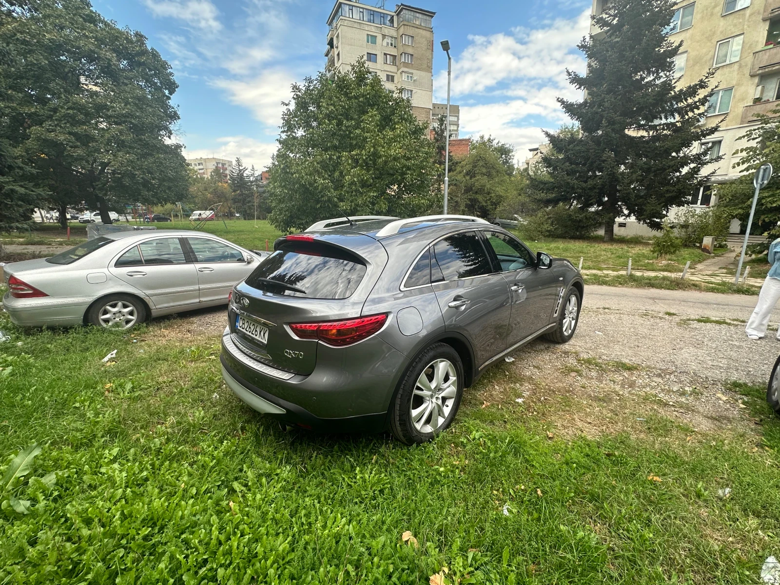 Infiniti QX70 97000 км - изображение 5