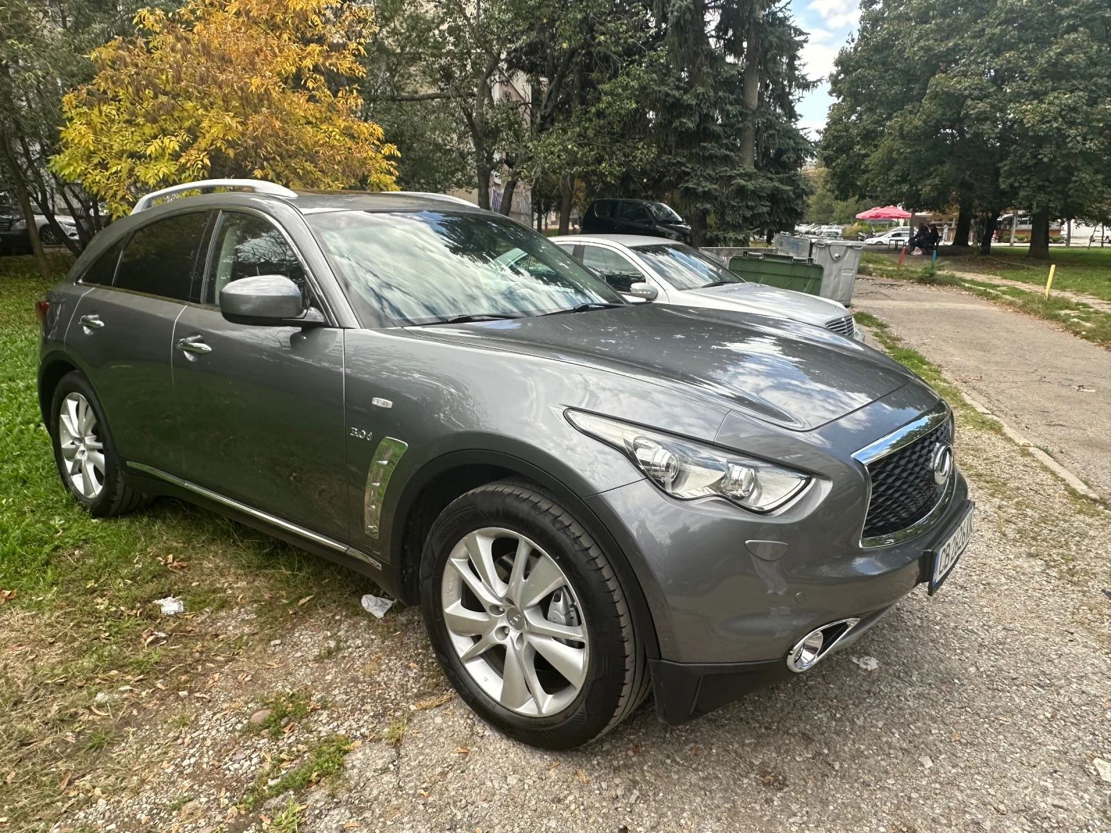 Infiniti QX70 97000 км - изображение 3