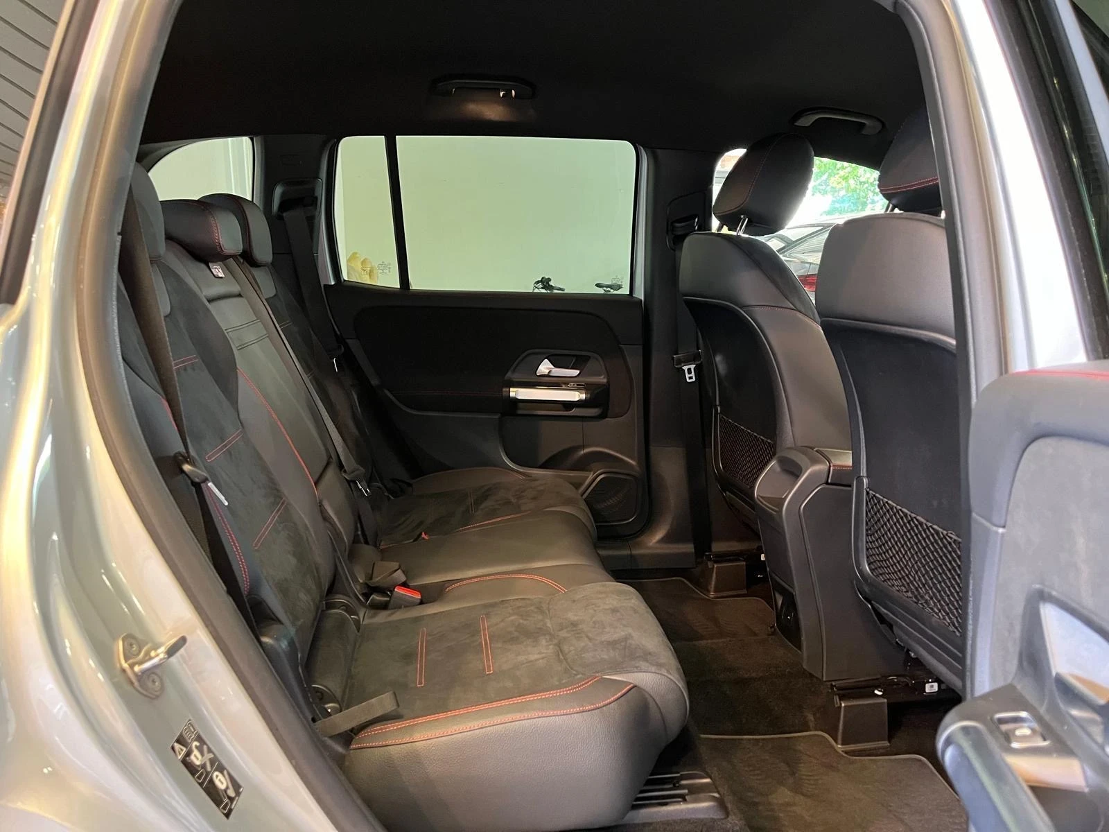 Mercedes-Benz GLB | Mobile.bg   12