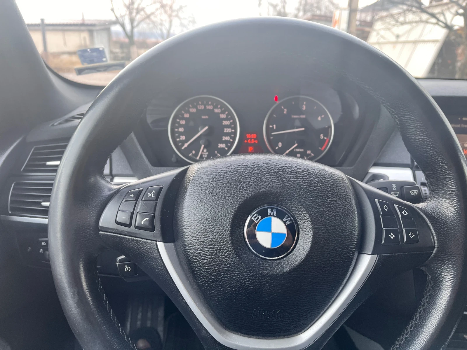 BMW X5  - изображение 5