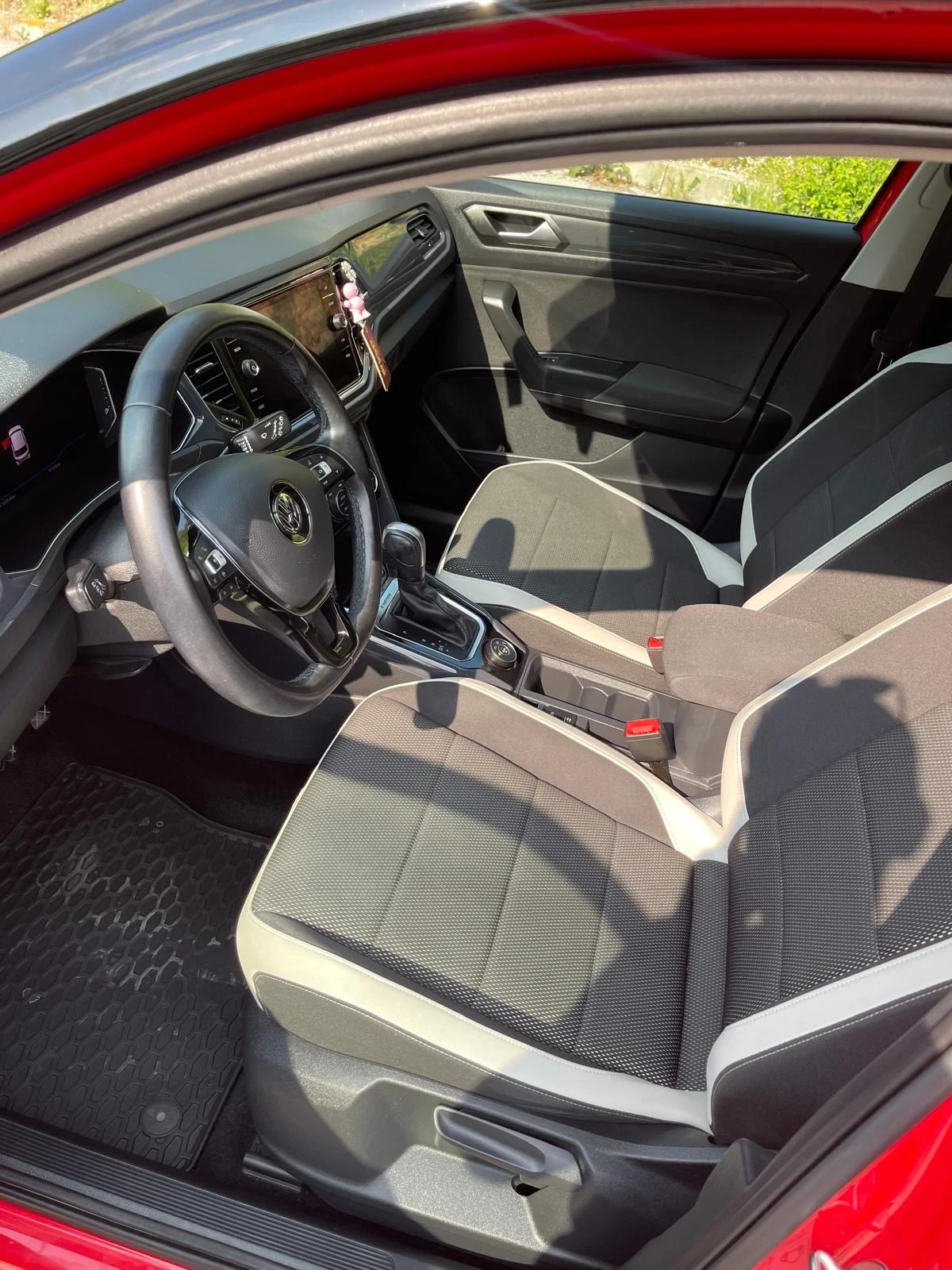 VW T-Roc  - изображение 6