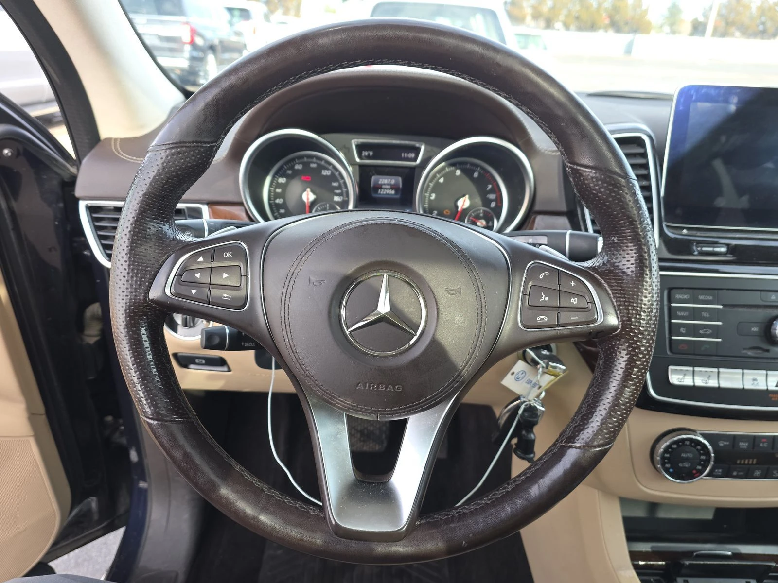 Mercedes-Benz GLS  - изображение 10