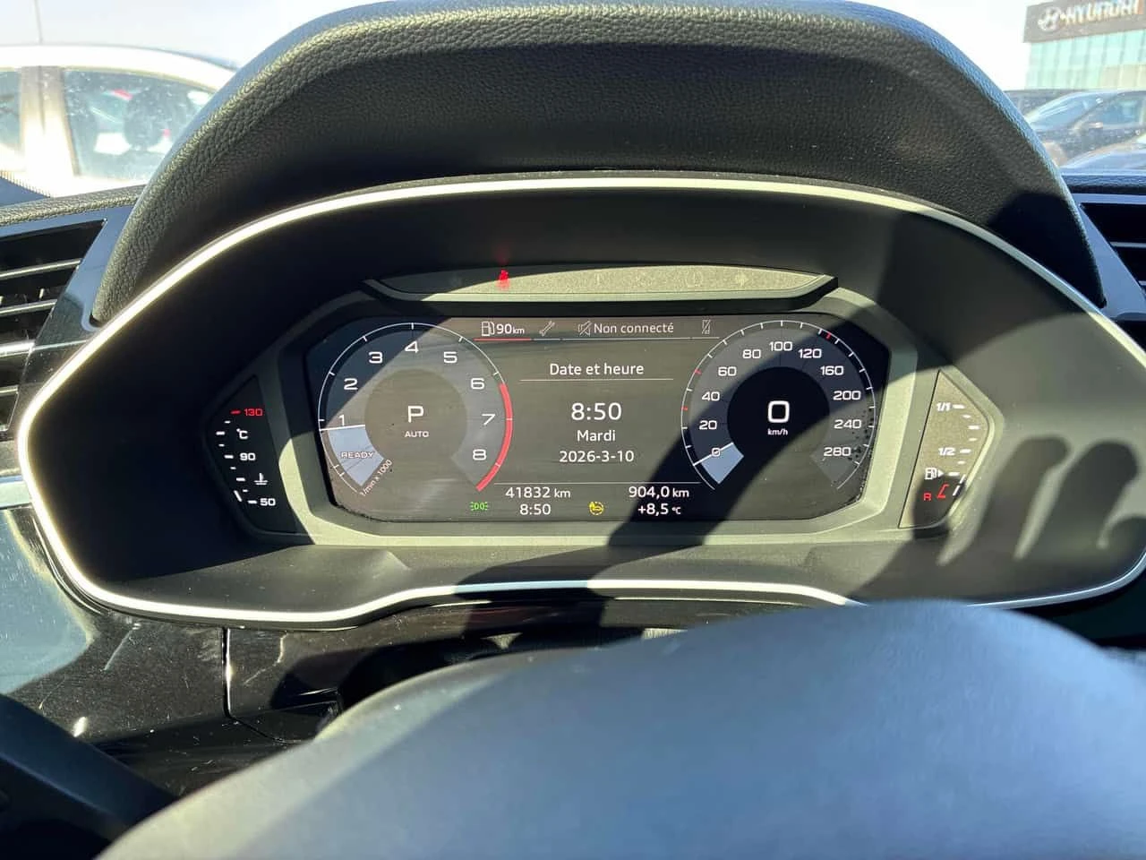 Audi Q3 Komfort 40 TFSI quattro | ПОДГРЕВИ | KEYLESS , снимка 8 - Автомобили и джипове - 53818255