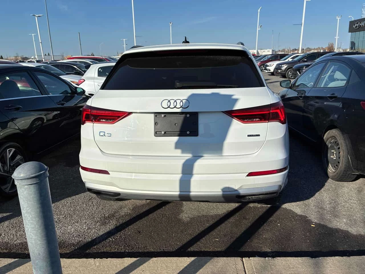 Audi Q3 Komfort 40 TFSI quattro | ПОДГРЕВИ | KEYLESS , снимка 4 - Автомобили и джипове - 53818255