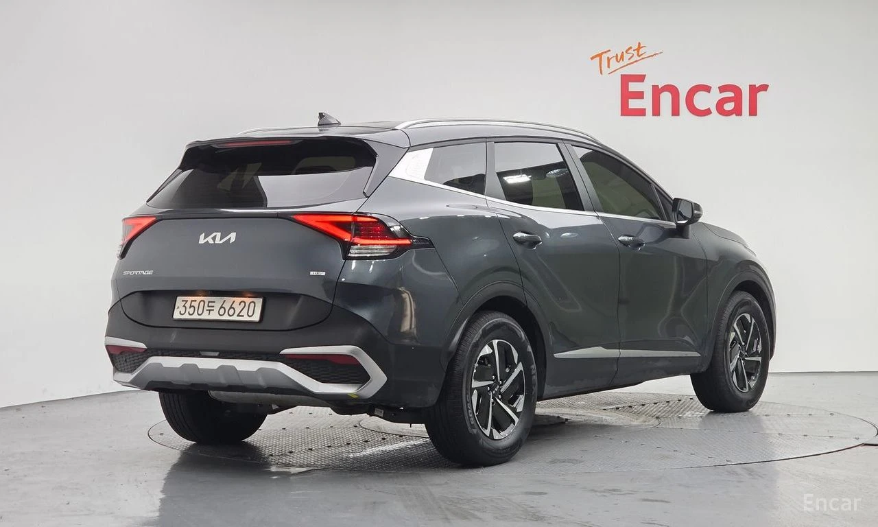 Kia Sportage HYBRID* PRESTIGE* ОБДУХВАНЕ* LANE* ASSIST* 360КАМЕ, снимка 2 - Автомобили и джипове - 54823114