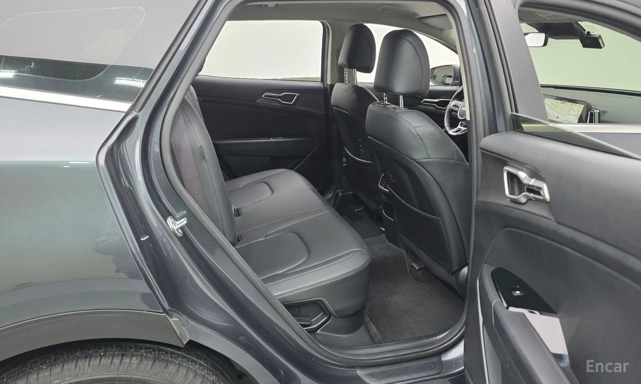Kia Sportage HYBRID* PRESTIGE* ОБДУХВАНЕ* LANE* ASSIST* 360КАМЕ, снимка 15 - Автомобили и джипове - 54823114