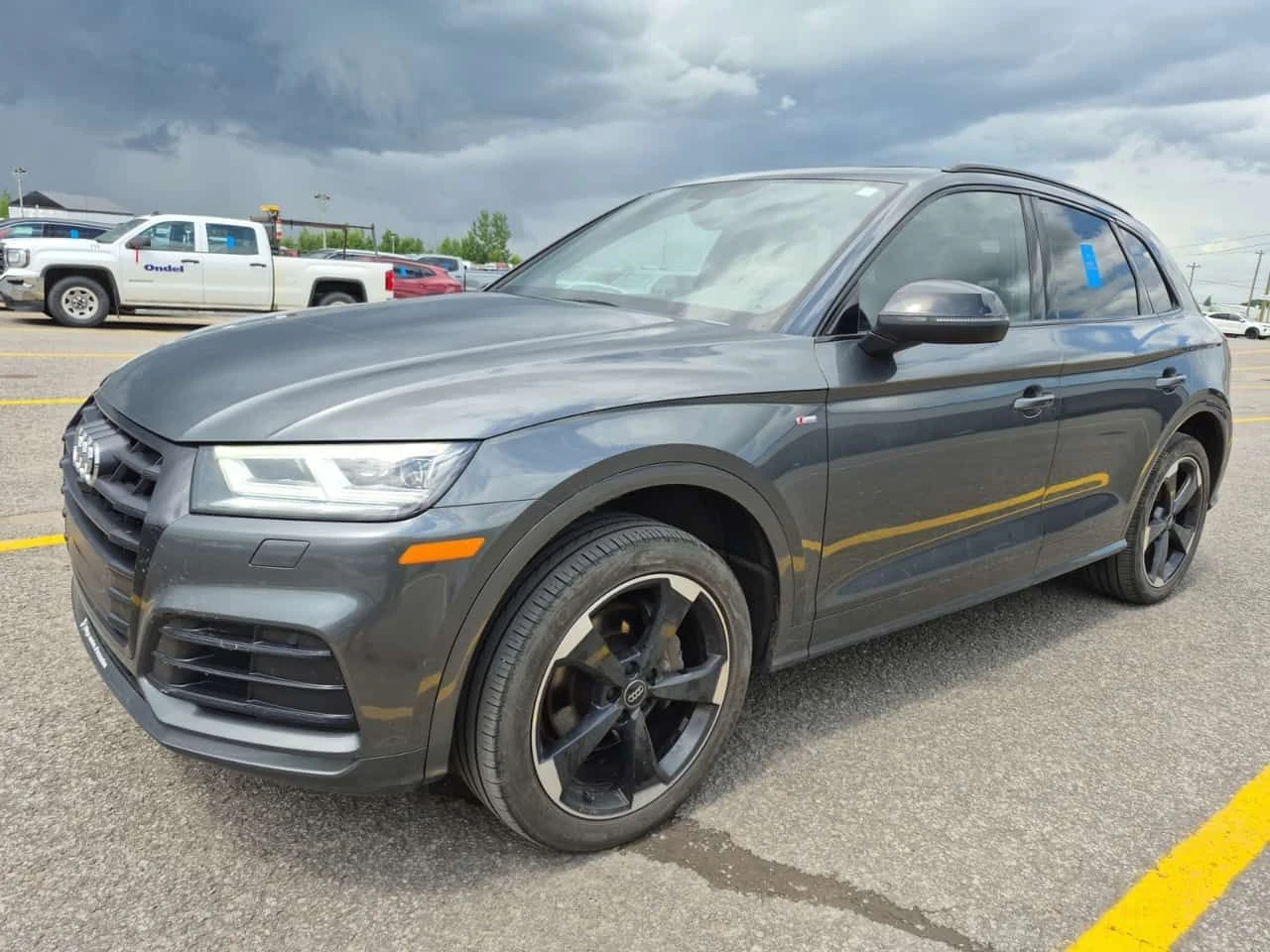 Audi Q5 * PROGRESSIV * ПОДГРЕВИ * 2 КЛЮЧА * ПАНО * 2 КЛЮЧА