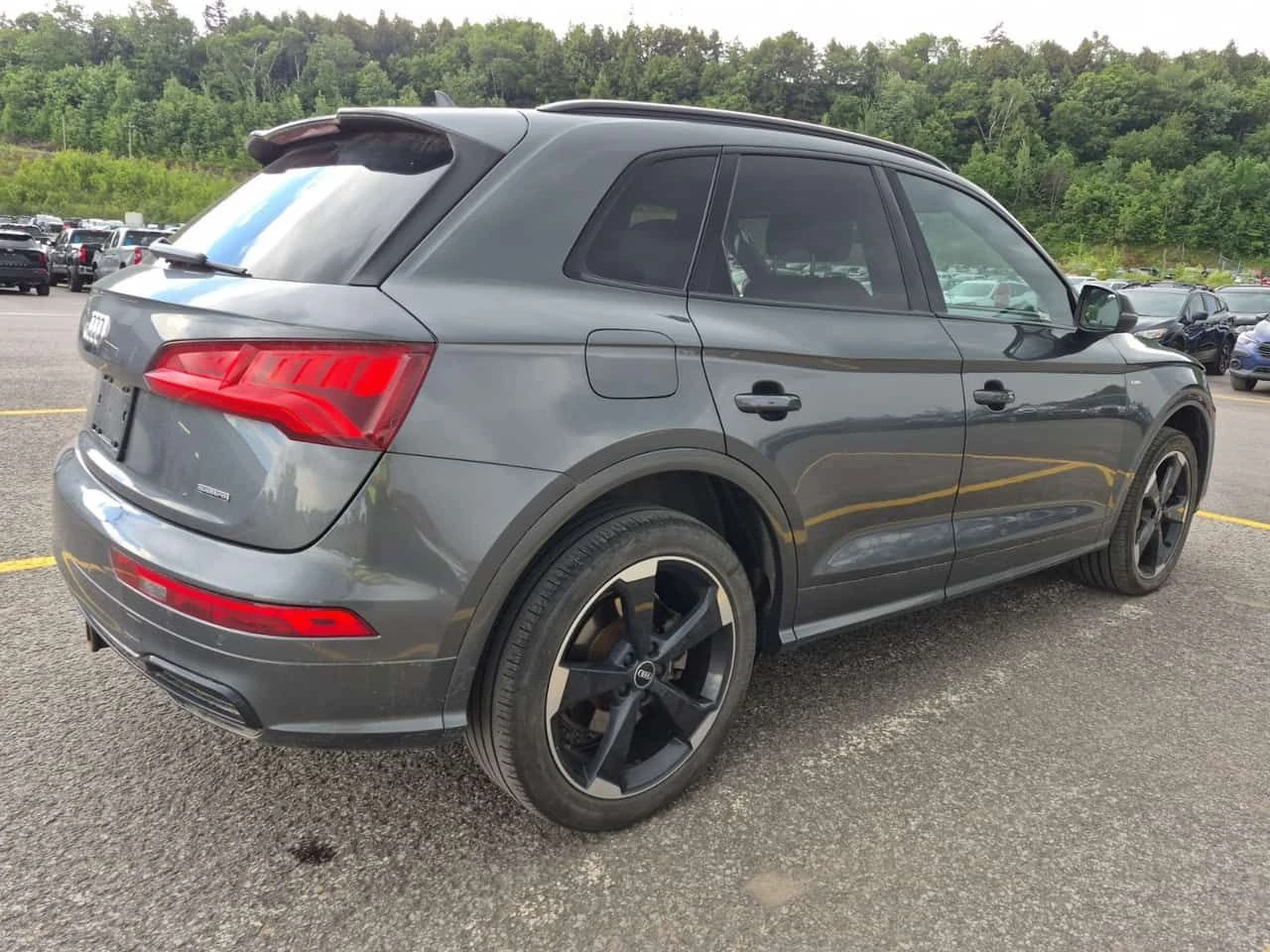 Audi Q5 * PROGRESSIV * ПОДГРЕВИ * 2 КЛЮЧА * ПАНО * 2 КЛЮЧА, снимка 3 - Автомобили и джипове - 55046034