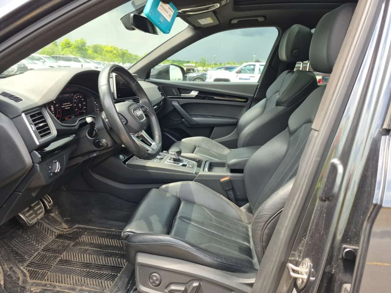 Audi Q5 * PROGRESSIV * ПОДГРЕВИ * 2 КЛЮЧА * ПАНО * 2 КЛЮЧА, снимка 5 - Автомобили и джипове - 55046034