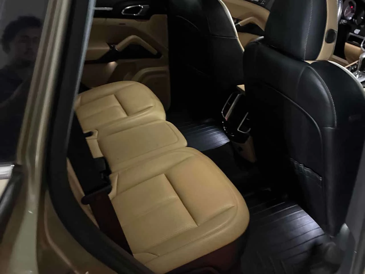 Porsche Cayenne * Diesel * CARFAX * БЕЗ ПЪРВОНАЧАЛНА ВНОСКА, снимка 13 - Автомобили и джипове - 55423706