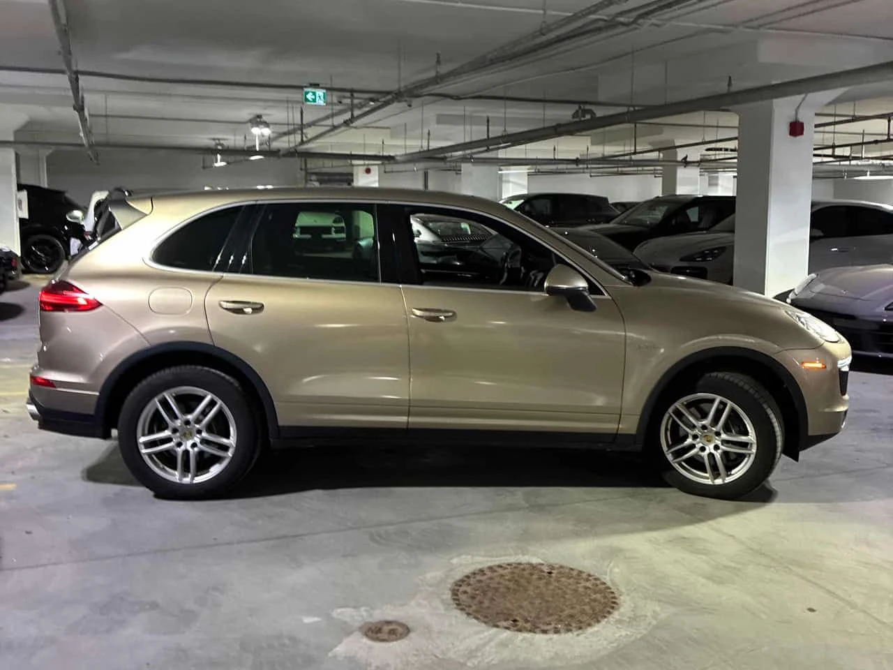 Porsche Cayenne * Diesel * CARFAX * БЕЗ ПЪРВОНАЧАЛНА ВНОСКА, снимка 3 - Автомобили и джипове - 55423706