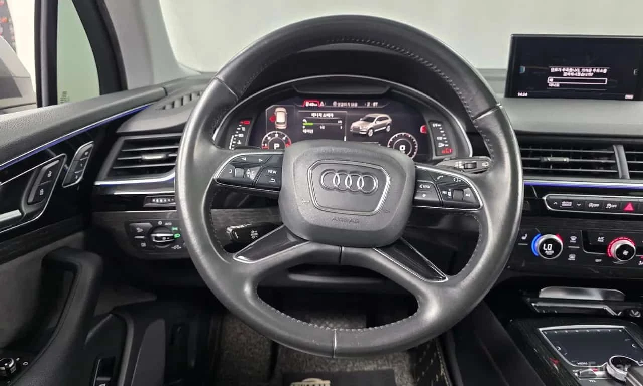 Audi Q7 * 35 TDI Quattro Comport * CARFAX * ЦЕНА ДО БГ, снимка 12 - Автомобили и джипове - 55508470