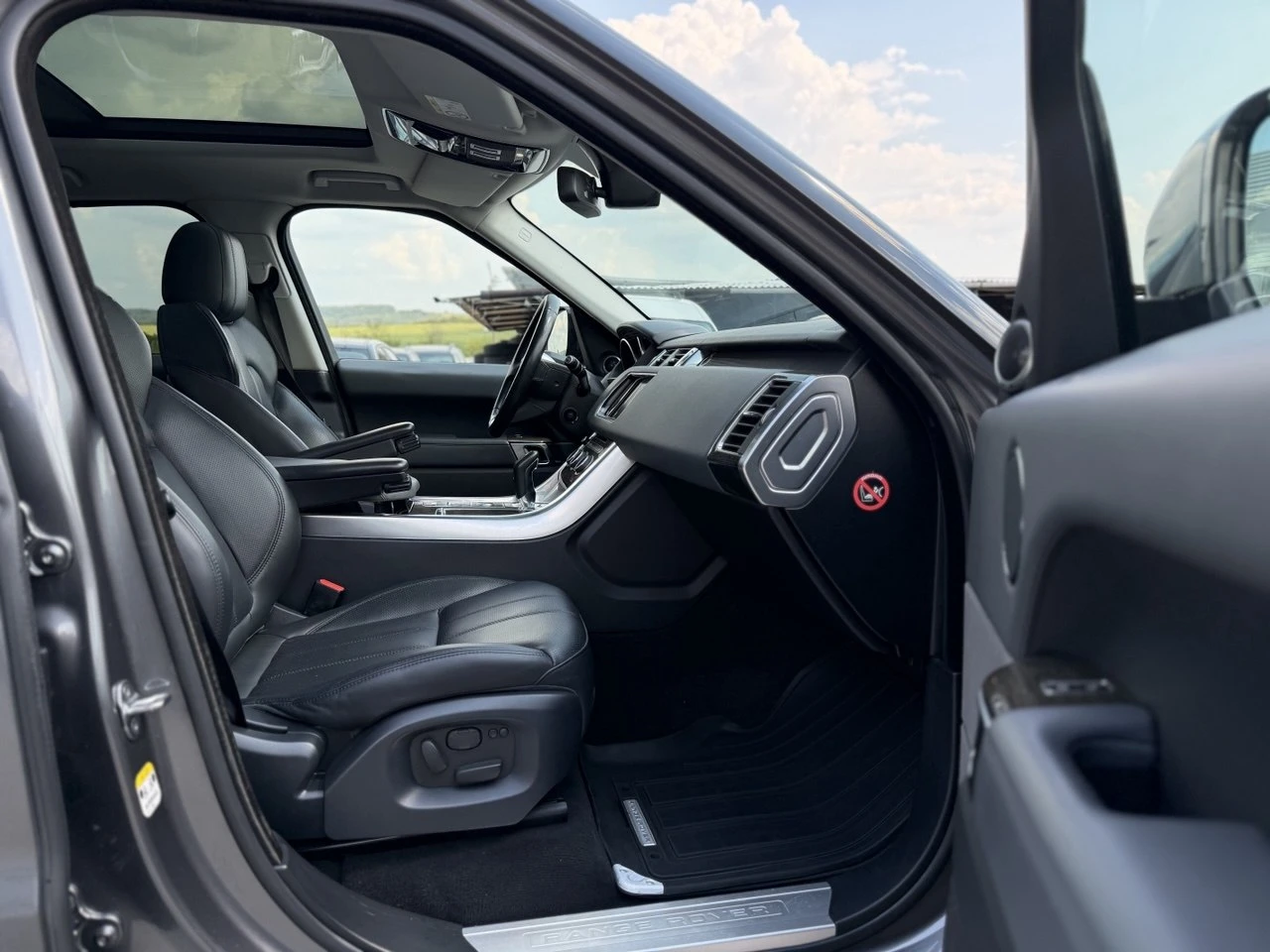 Land Rover Range Rover Sport 3.0 V6 FULL, снимка 14 - Автомобили и джипове - 55598936
