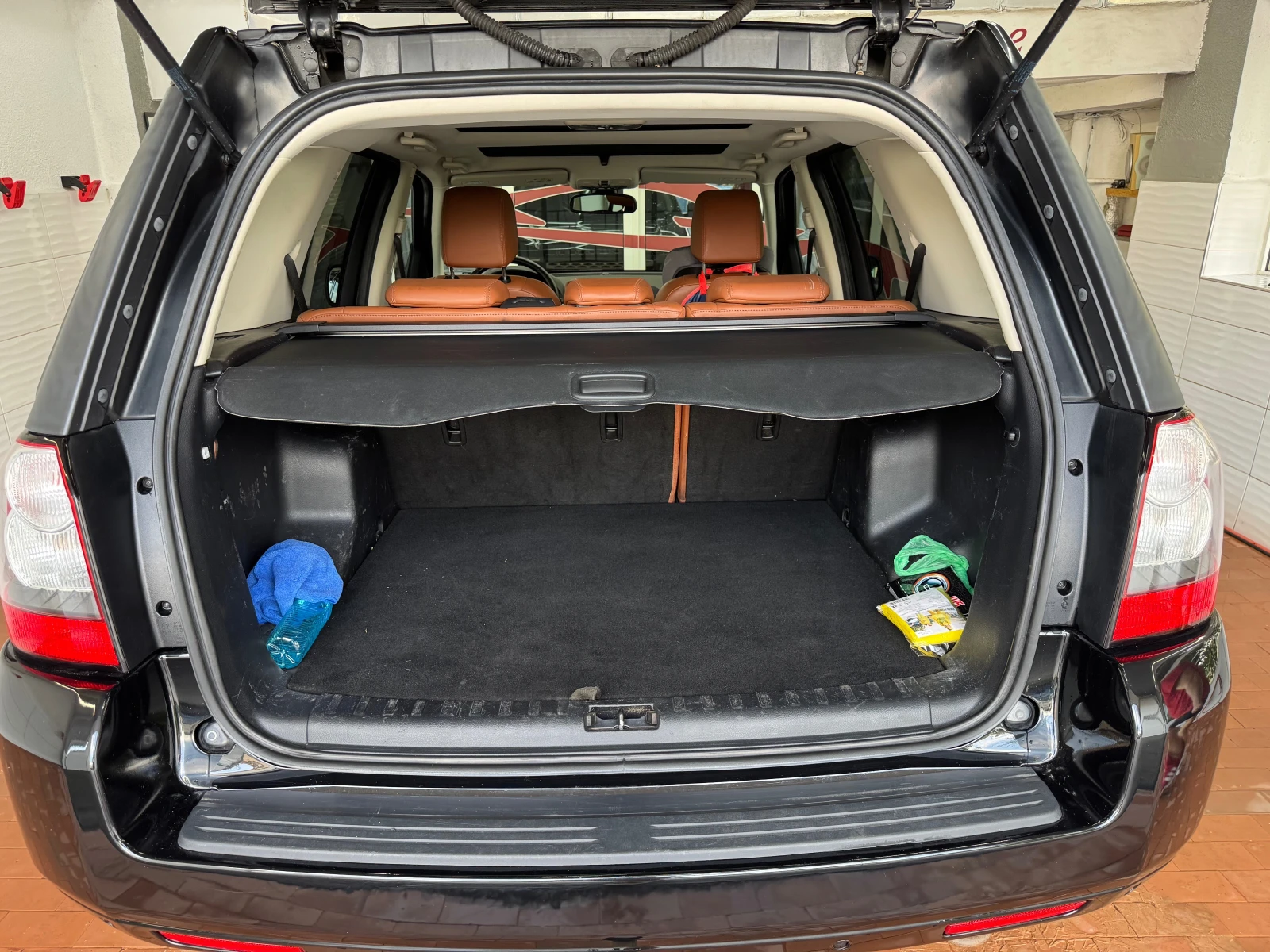 Land Rover Freelander SD4, снимка 15 - Автомобили и джипове - 55742335
