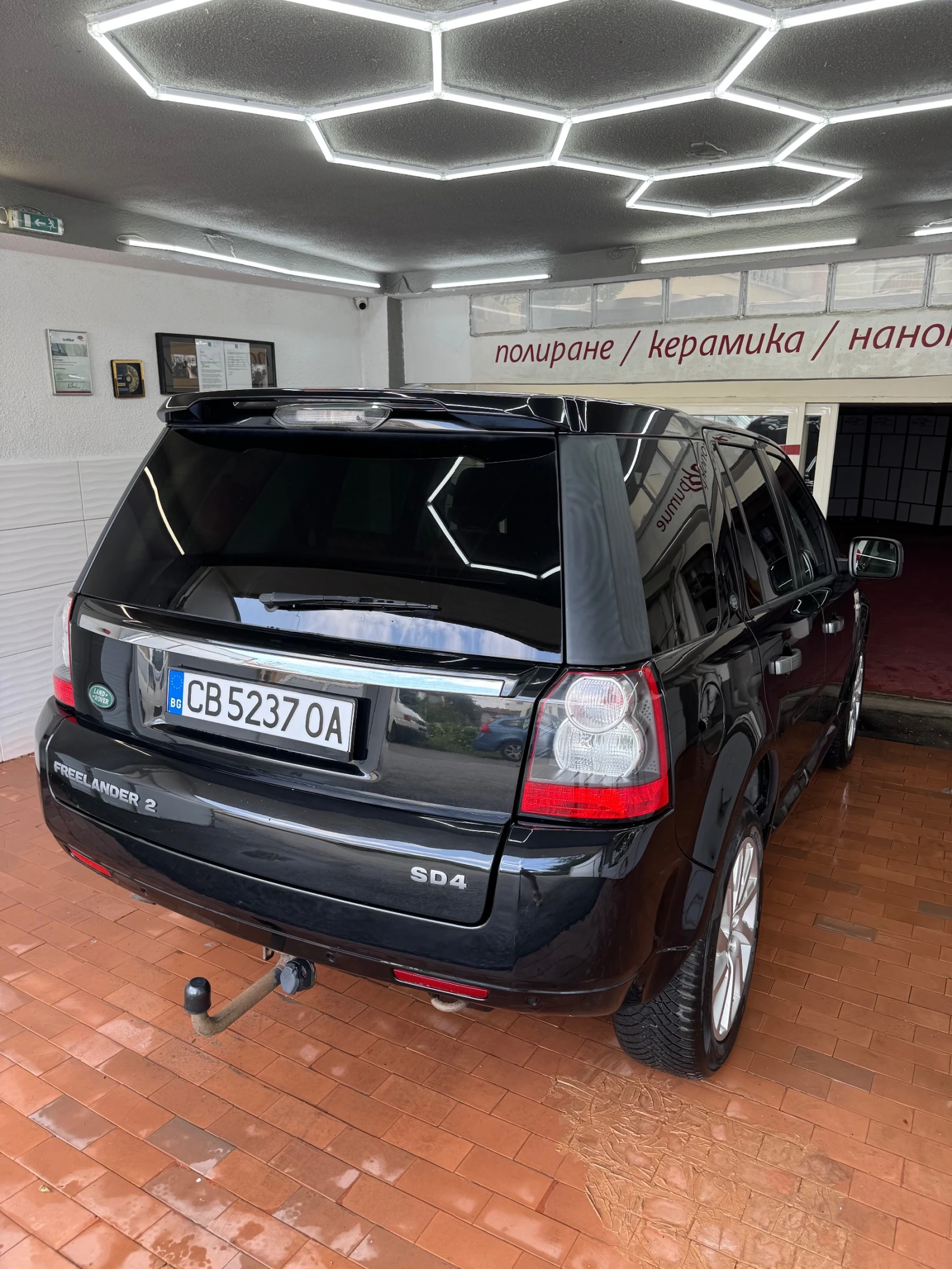 Land Rover Freelander SD4, снимка 12 - Автомобили и джипове - 55742335