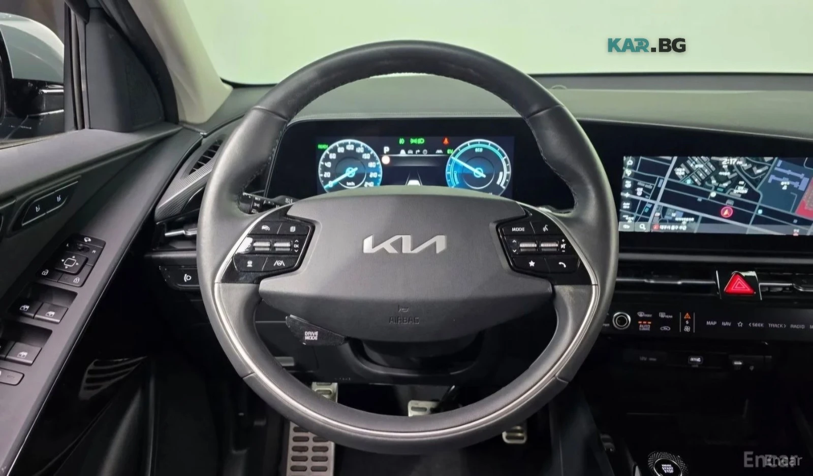 Kia Niro HYBRID* SIGNATURE* ПОДГРЕВ* ОБДУХВАНЕ* КОЖА* КАМЕР, снимка 13 - Автомобили и джипове - 56008639