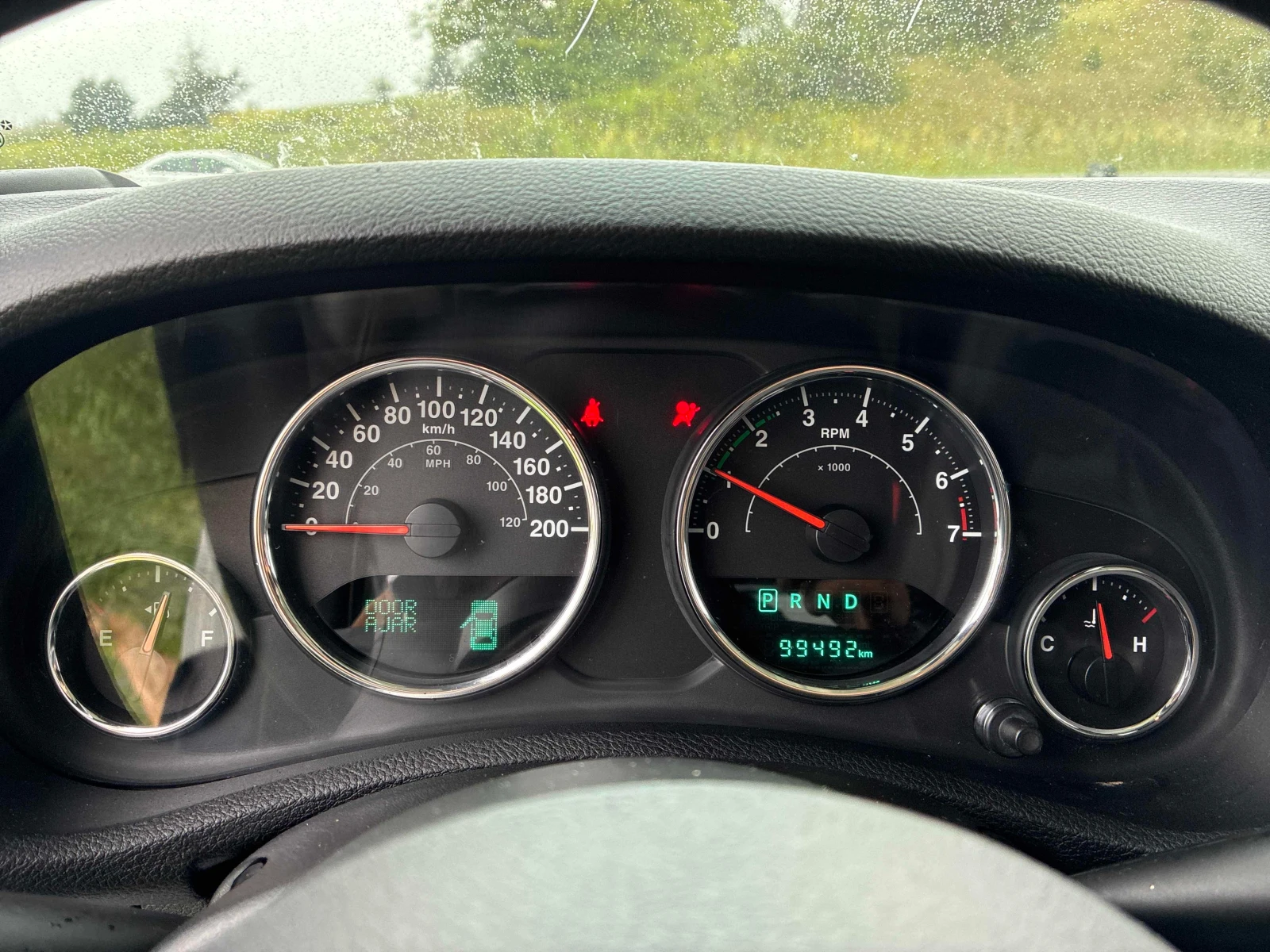 Jeep Wrangler Sahara* CARFAX* ПОДГРЕВ* НАВИ* АВТОКРЕДИТ* , снимка 8 - Автомобили и джипове - 56154591