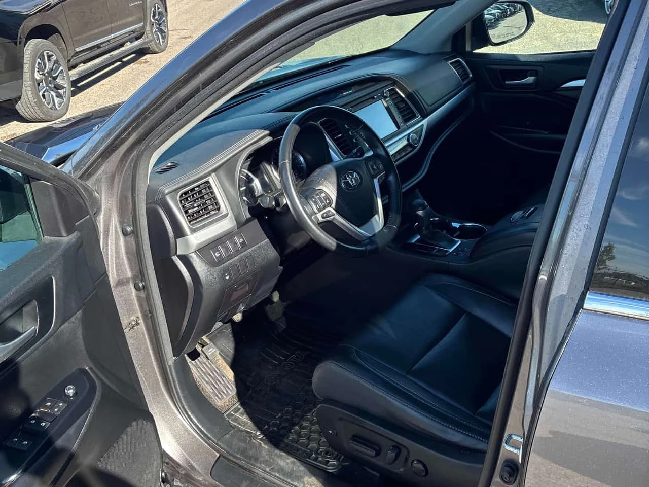 Toyota Highlander * Hybrid XLE * CARFAX * ����� �� ����������� | Mobile.bg � ����������� 5
