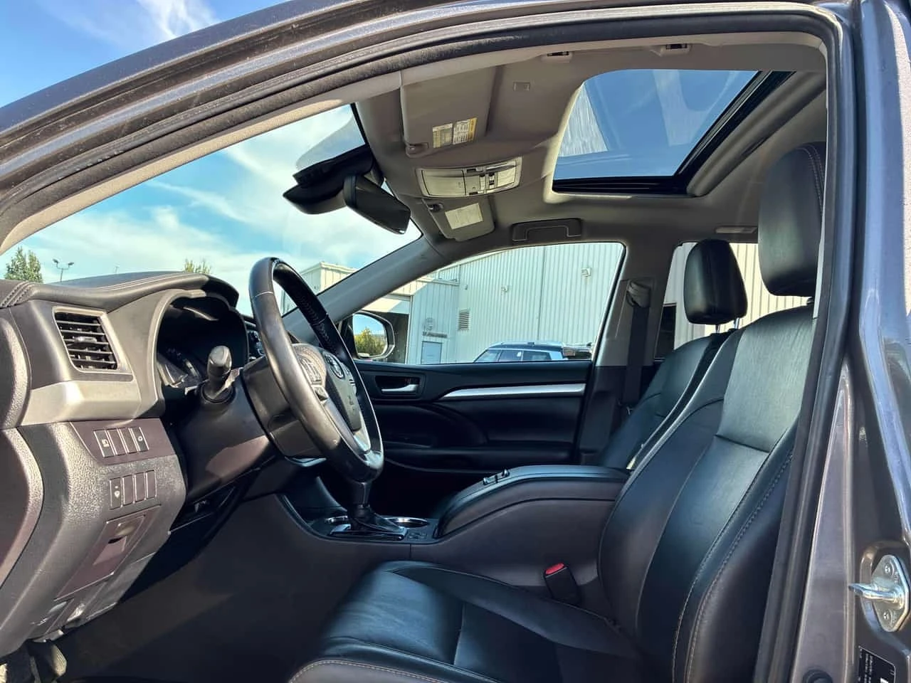 Toyota Highlander * Hybrid XLE * CARFAX * ����� �� ����������� | Mobile.bg � ����������� 17